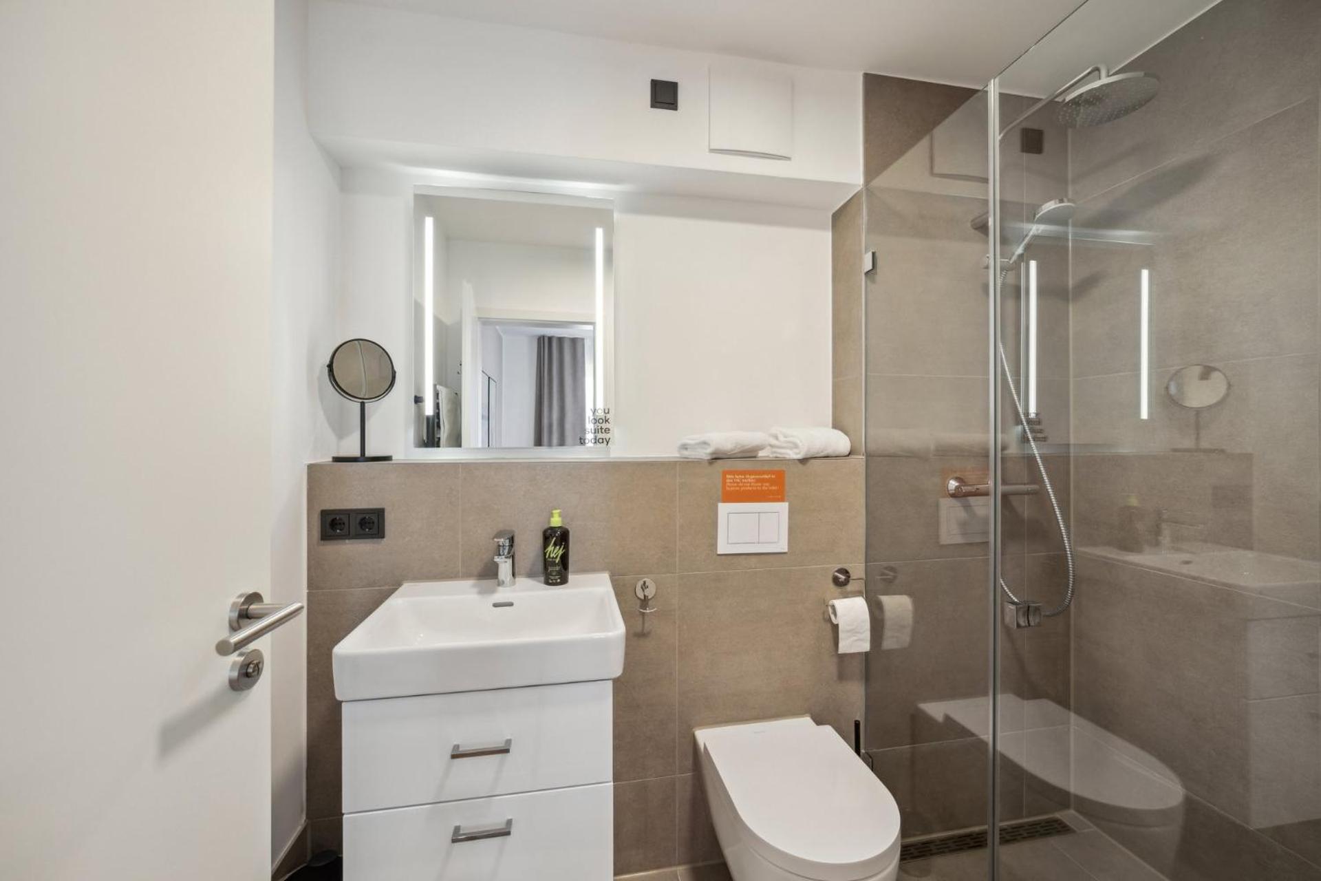 Limehome Nuremberg Celtisplatz Zimmer foto